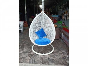 xích đu nhiều màu sắc