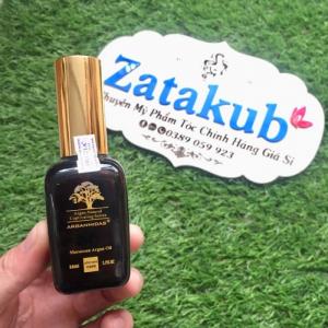 Combo Dầu Gội Xả Và Tinh Dầu ARGANMIDAS Phục Hồi Tóc Hư Tổn
BỘ SẢN PHẨM GỒM:
- 1 chai gội 450ml
- 1 chai xả 450ml
- 1 chai tinh dầu 50ml
👉 Dầu Gội Phục Hồi Tóc Hư Tổn ARGANMIDAS 450ml
- Dầu gội đầu tinh chất argan nhẹ nhàng tẩy sạch gầu và bụi bẩn đồng thời bổ sung dầu Argan, Keratin, Axit béo, Protein và các chất dinh dưỡng khác. Các thành phần chủ yếu này giúp bao bọc sợi tóc thành một lá chắn bảo vệ, tóc trở nên bóng mượt và chắc khỏe.
👉 Dầu Xả Phục Hồi Tóc Hư Tổn ARGANMIDAS 450ml
- Dầu xả tinh chất argan chứa công thức độc đáo ,tinh dầu argan thẩm thấu nhanh,ngay lập tức hấp thụ vào tóc để tạo độ sáng bóng và mượt mà cho tất cả các loại tóc.
👉 Tinh dầu Arganmidas phục hồi tóc hư tổn khô xơ 50ml
- Cung cấp hàm lượng chất dinh dưỡng, làm cho tóc suôn mềm, không bị rối. Tóc trở nên mượt mà sáng bóng.
- Hấp thụ cực nhanh, làm nhẹ tóc và cảm giác không còn nhờn.
- Bảo vệ tóc khỏi tia cực tím
- Giảm thời gian sấy khô đến 50%
- Giúp giữ ẩm cho tóc hư tổn đồng thời phục hồi độ bóng độ đàn hồi của tóc.
- Loại bỏ dư lượng chất trên bề mặt tóc ,cân bằng độ PH bên trong và bên ngoài của sợi tóc
- Chuyên dùng chữa trị tóc khô và hư tổn. Thành phần chiết xuất tinh chất Argan giúp sửa chữa chân tóc và bổ sung chất dinh dưỡng. Khắc phục các tổn thương tóc ,cung cấp collagen và độ ẩm làm cho mái tóc bóng đẹp,mềm mại và chắc khỏe.
Combo Dầu Gội Xả Và Tinh Dầu ARGANMIDAS Phục Hồi Tóc Hư Tổn
Hướng dẫn sử dụng:
- Thoa một lượng vừa đủ lên tóc ướt và masage nhẹ nhàng vào da đầu,rửa sạch và lặp lại nếu cần thiết,sau đó dùng dầu xả argan
- Sau khi gội đầu với dầu gội Argan ,thoa một lượng vừa đủ dầu xả argan để 1-2 phút rồi rửa sạch.tránh tiếp xúc với mắt.
LIÊN HỆ: 0389.059.923 (Zalo-FB)
------------------------------------
✅ Cam kết 100% hàng chính hãng
✅ Giao hàng toàn quốc
✅ Thanh toán khi nhận được hàng.