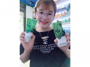 sữa rửa mặt trà xanh