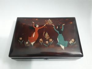 hộp sơn mài chuẩn xưa kích thước 8x17x25cm