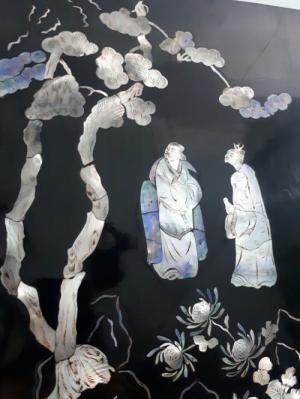 tranh sơn mài cẩn ốc chìm hàng chuẩn xưa kích thước 30x40cm