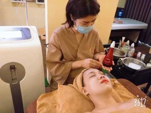 SỮA RỬA MẶT SÁNG DA/ SẠCH MỤN GON