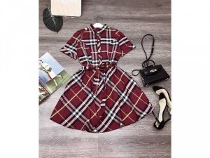 đầm xoè sơ mi bbr đỏ đô