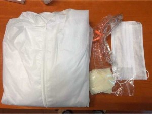 Combo khẩu trang áo y tế / 5 món