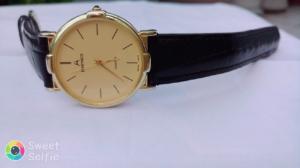 Đồng hồ quartz còn mới đẹp