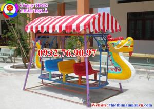 Xích đu cho bé nhà trẻ