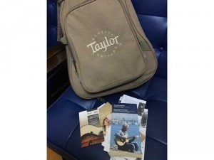 Guitar Taylor Baby BT1e (xách tay)