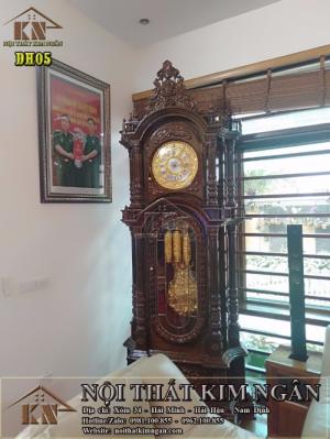 DH05_ĐỒNG HỒ CÂY GỖ MUN ĐUÔI CÔNG, KIỂU DÁNG CỔ ĐIỂN PHÁP