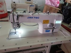 Tốc độ may: 5000 mũi may/phút
Cắt chỉ lại mũi, nâng chân vịt tự động
Bảo hành điện tử 02 năm.