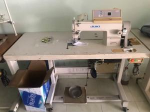 Nơi bán máy may Juki cũ hàng nội địa, máy may Juki Nhật bãi cũ chất lượng cao, máy đẹp sơn rin, chất lượng ổn định, thời hạn sử dụng trên 10 năm không lo lỗi lầm.
Máy may Điện Tử JUKI hàng Container Nhật Bản là một trong những sản phẩm chúng tôi ưu tiên bán ra thị trường bởi máy đã qua sử dụng bên Nhật nhưng chất lượng còn mới trên 90%, máy móc còn Rin từng con ốc.
ĐT: 0932.67.65.09 gặp Tuấn