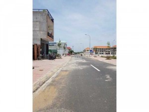 chủ cần ra đi lô đất vị trí đẹp