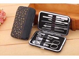 Bộ bấm móng tay 12 món