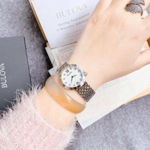 Đồng hồ nữ Bulova 96P163 vảy cá