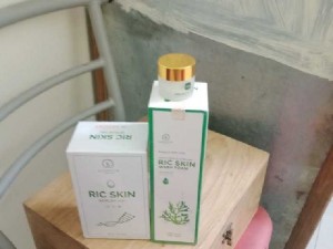 Sữa rửa mặt và serum