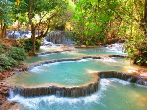 gạch tranh 3d phòng khách khổ lớn