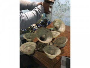 đen đong co ai can alo minh nhe