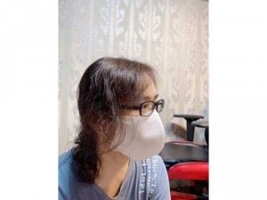 Khẩu trang 3D vải không dệt chống nắng , chống bụi khuẩn , chống lem son 2020 new 3D.