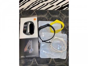 Bán Xiaomi Miband 4 còn bảo hành TGDD !!!!!