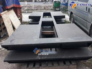 Cầu nâng 1 trụ rửa xe ô tô ấn độ lắp âm nền kiểu chữ i - tahico