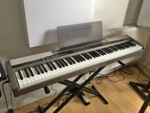 đàn piano điện