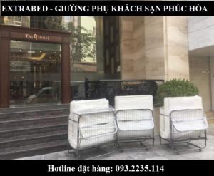 Xuất xứ: Việt Nam
Thương hiệu: Phúc Hòa
– Bảo hành: 06 tháng
– Kích thước mở: 1900*900*500 mm
– Chất liệu:
+ Khung: Sắt dầy 0,8mm sơn tĩnh điện mạ kẽm chống bong tróc
+ Đầu giường: Gỗ công nghiệp ép laminate màu nâu tự nhiên
+ Đệm mút/ loxo dầy 20cm tiêu chuẩn khách sạn 4 sao
+ Bánh xe nhựa đúc siêu bền
+Tuỳ chọn: Đệm mút/Đệm lò xo