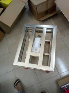 CÂN ĐIỆN TỬ CHÂN GHẾ INOX TOÀN PHẦN 100KG - 500KG