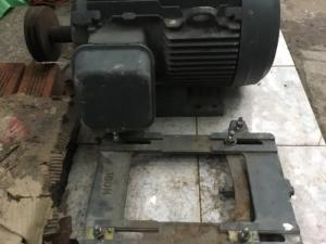 Motor ko đông bộ ba pha