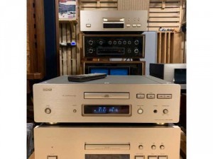 Đầu CD DENON 1650SR