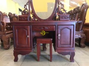 Bàn phấn căm xe kiểu cổ điển