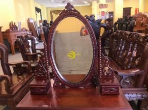 Bàn phấn căm xe kiểu cổ điển