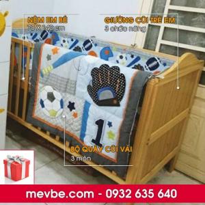 Cũi trẻ em Darling màu tự nhiên gồm 3 chức năng sử dụng như dùng làm cũi em bé từ 0 đến 24 tháng, giường đơn trẻ em từ 18 tháng trở lên và ghế salon khi trẻ lớn 5 - 7 tuổi (tùy theo sự phát triển và thể trạng của từng bé)