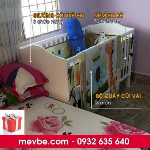 Cũi trẻ em Darling màu trắng gồm 3 chức năng sử dụng như dùng làm cũi em bé từ 0 đến 24 tháng, giường đơn trẻ em từ 18 tháng trở lên và ghế salon khi trẻ lớn 5 - 7 tuổi (tùy theo sự phát triển và thể trạng của từng bé)