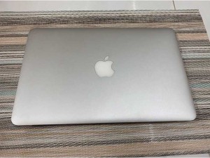 Macbook Air 11 2014 i5 4gb 128gb như mới nguyên zin
