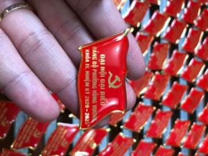 Huy hiệu đại hội đảng
