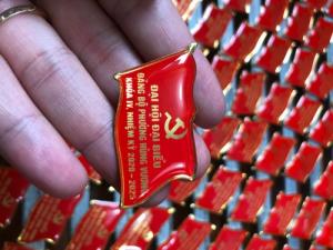 Huy hiệu đại hội đảng