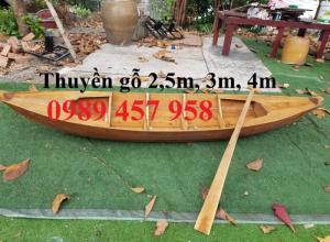 Thuyền gỗ trang trí quán cafe