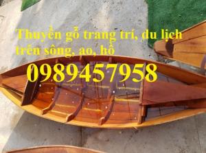 Thuyền gỗ trang trí quán cafe
