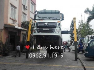 Bán xe Phooc nâng đầu gắn cẩu tự hành