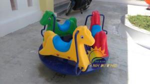 Đu quay mầm non cho trường lớp mầm non, công viên, sân chơi