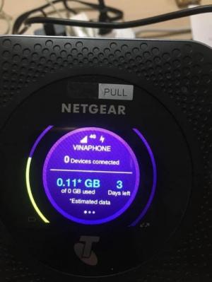 Phát wifi 4G cao cấp netgear M1 (mr1100) hàng mỹ -tốc độ 4G 1000Mbps Pin 5040