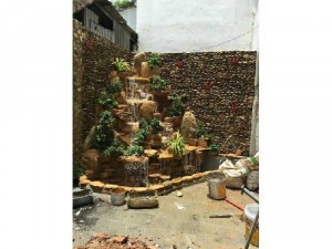 Hồ cá koi hòn non bộ