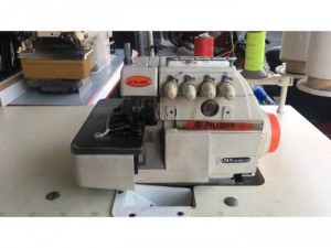 Máy vắt sổ siruba liền trục 747
