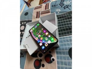 Iphone xsmax quốc tế màu đen 64gb