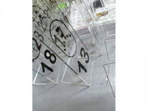 Bảng số mica để bàn Tân Mỹ Long