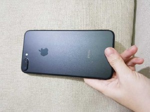 Iphone 7 plus 32gb quốc tế, zin