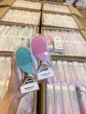Máy rửa mặt cá con xịn sò WELLDERMA