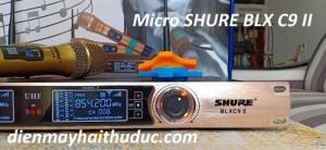 MICRO SHURE BLX C9 II Sử dụng công nghệ sóng UHF cao tầng mạnh mẽ cho phạm vi thu sóng >50m đảm bảo tín hiệu luôn ổn định