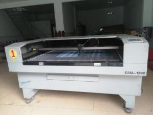 Bán máy laser 1390 Yuming cũ bóng mới 130W