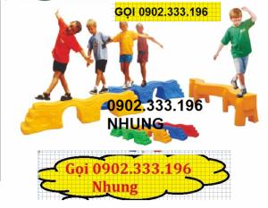 Cầu thăng bằng mầm non, cầu thăng bằng giao động, cầu thằng bằng trẻ em