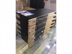 Siêu vang số tích hợp chỉnh cơ chính hang. CAF thương hiệu italia